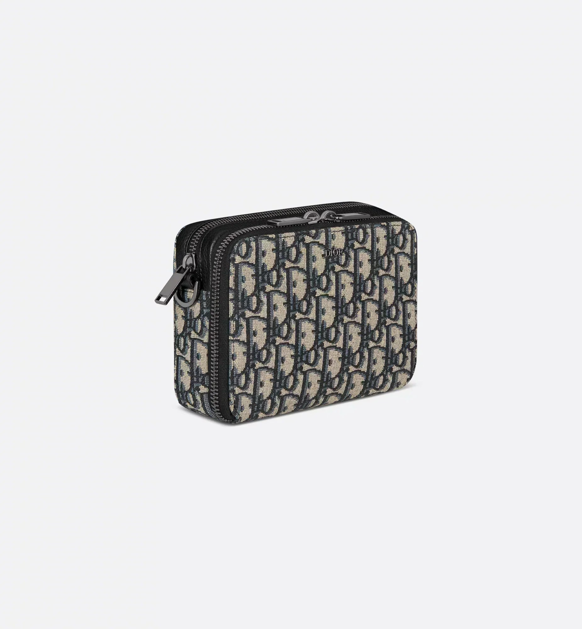 Pouch mit Reißverschluss und Riemen