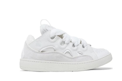 "Curb-Sneaker"